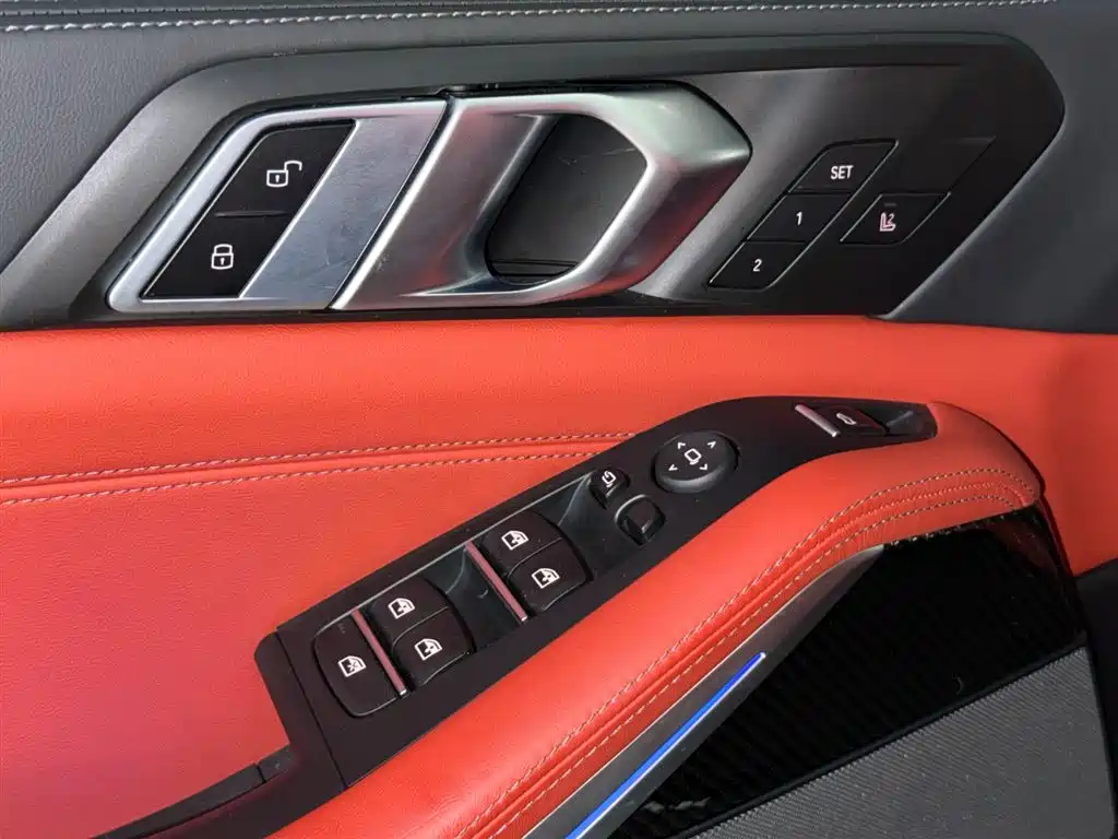 BMW X5 M 2025 — фото 17