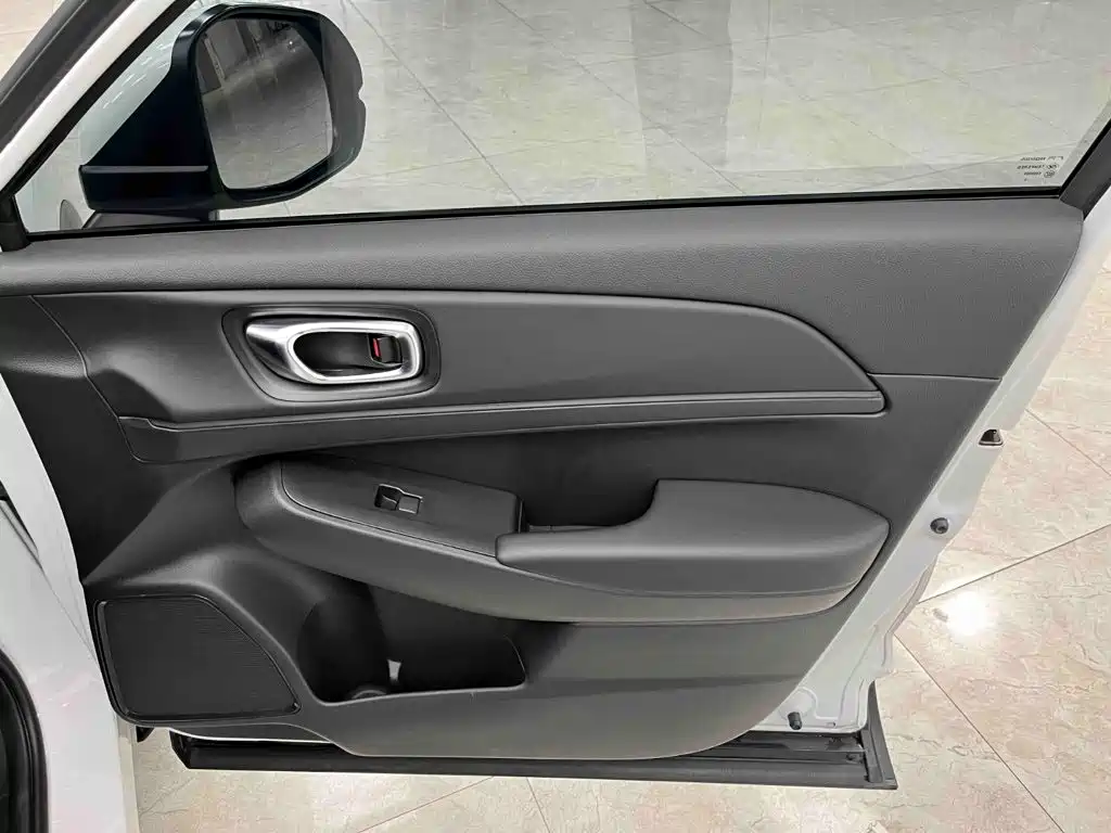 Honda Vezel 2024 — фото 13
