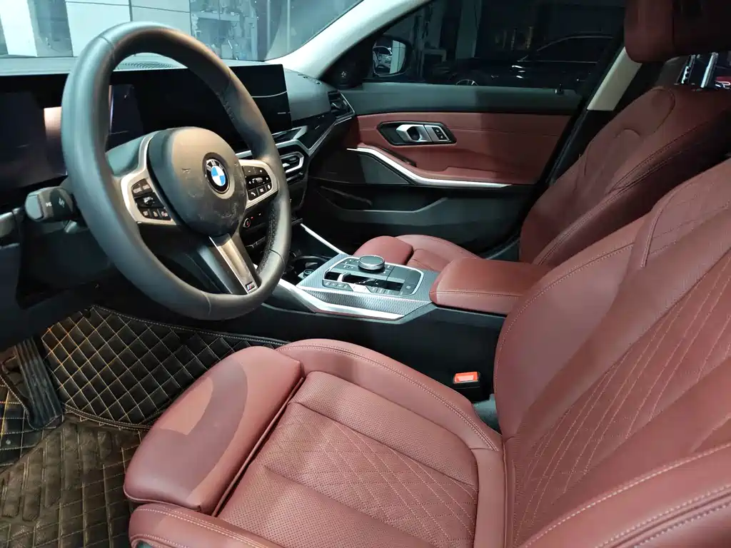 BMW 3 Series 2024