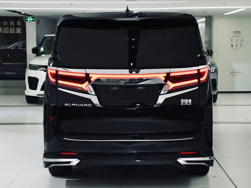 Toyota Alphard 2021 — фото 6