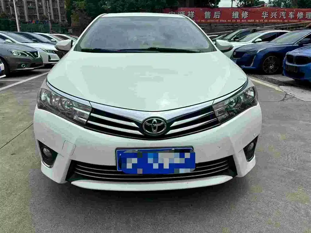Toyota Corolla 2017 — фото 1