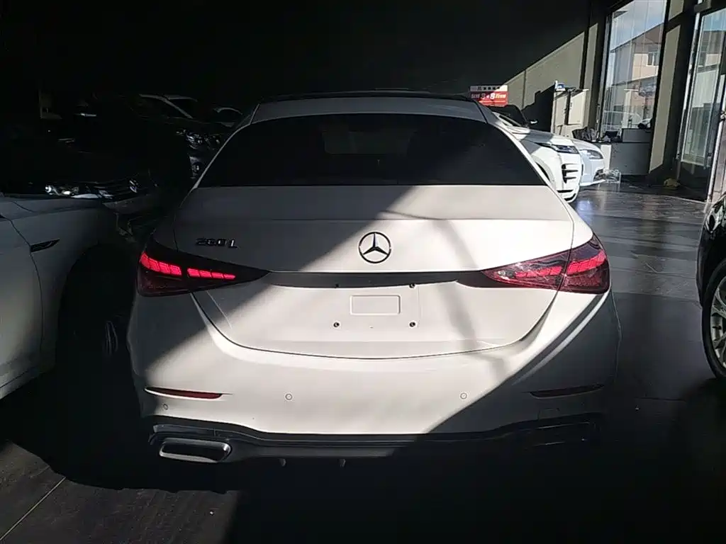 Mercedes-Benz C-Class 2022 — фото 6