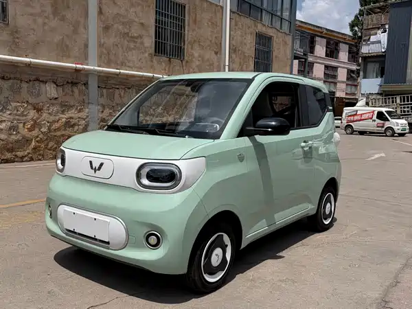 Wuling Hongguang MINIEV 2025