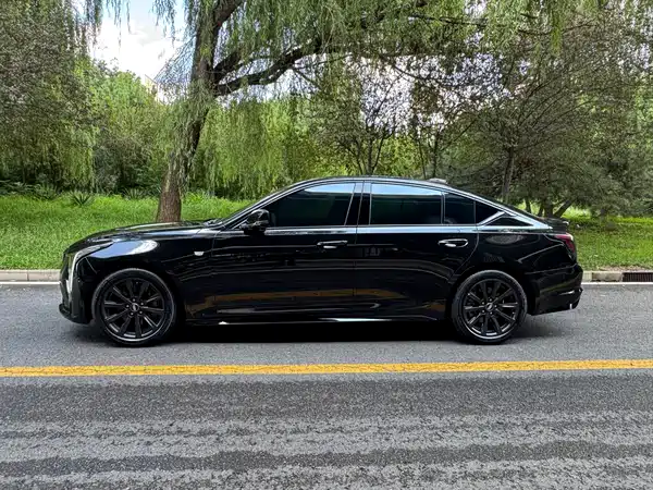Cadillac CT5 2026