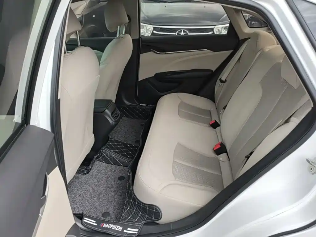 Buick Excelle GT 2019 — фото 17
