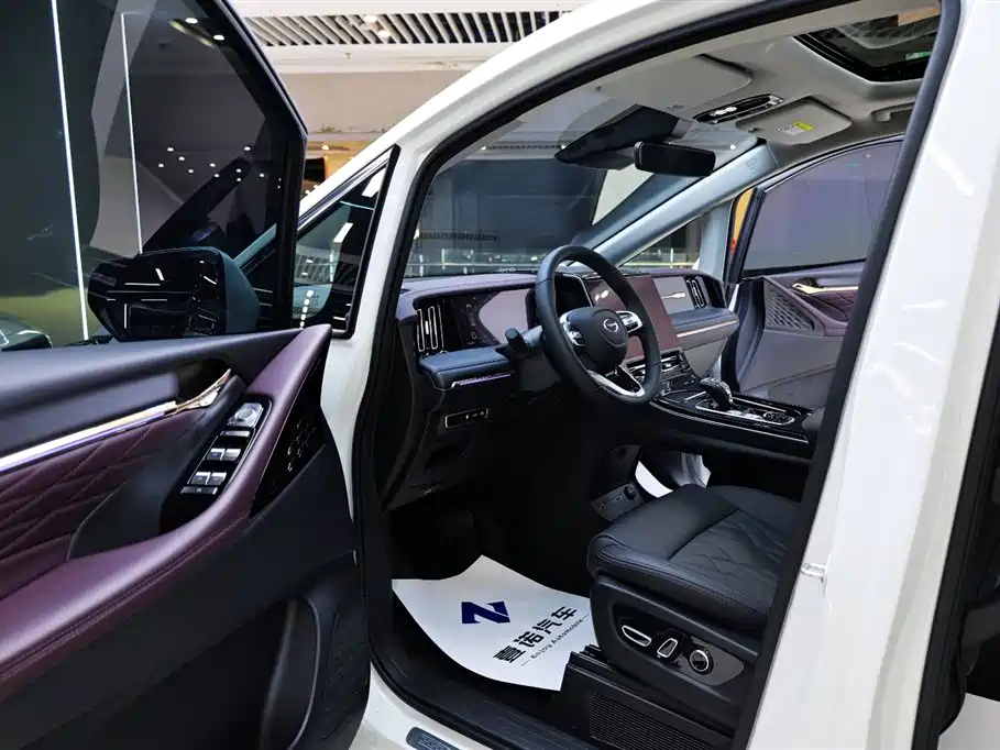 GAC Motor Trumpchi M8 2025 — фото 15
