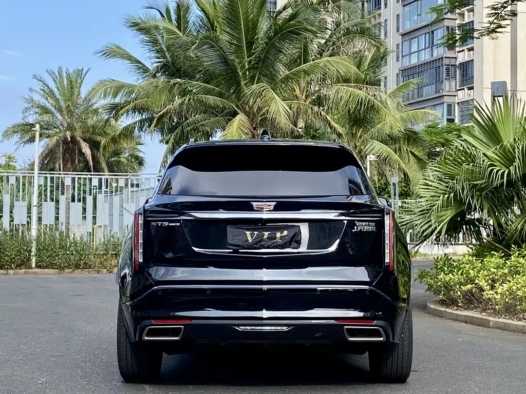 Cadillac XT5 2024 — фото 8