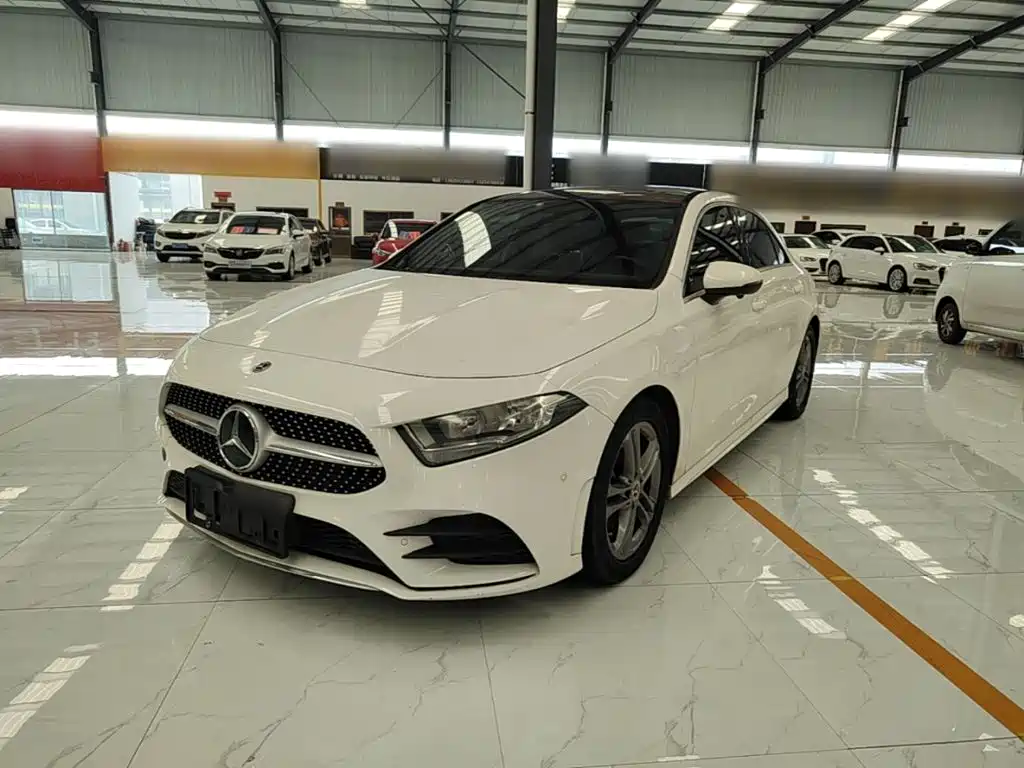 Mercedes-Benz A-Class 2021 — фото 1