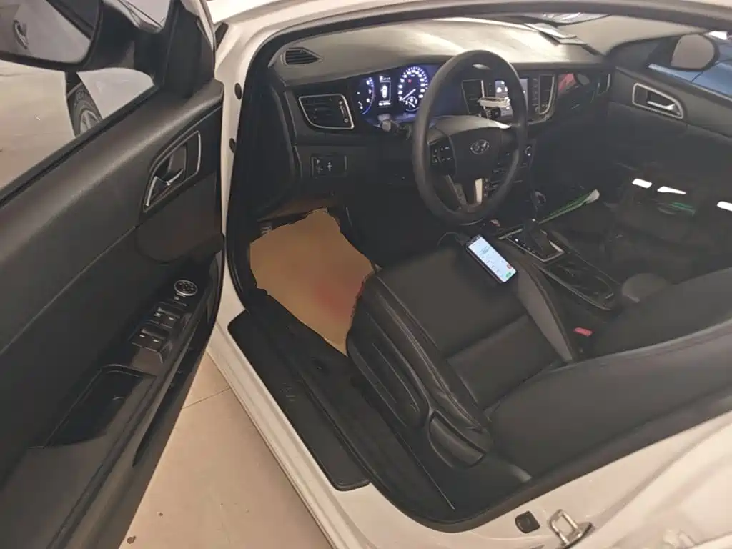 Hyundai Mistra 2016 — фото 16