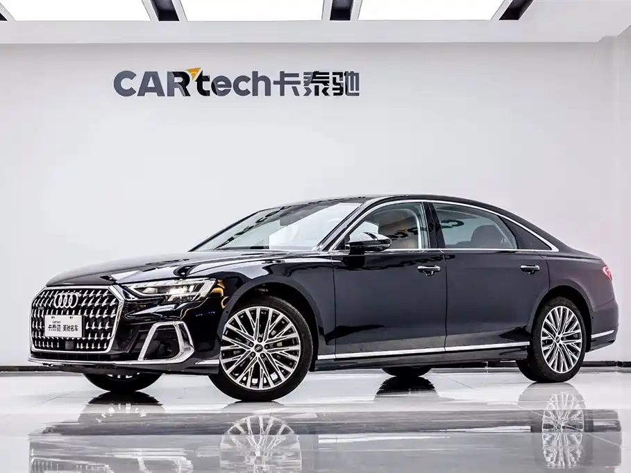 Audi A8 2024 — фото 1