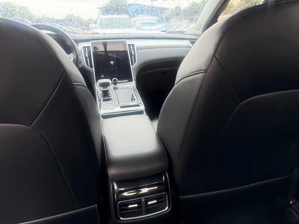 Roewe i6 MAX 2020 — фото 7