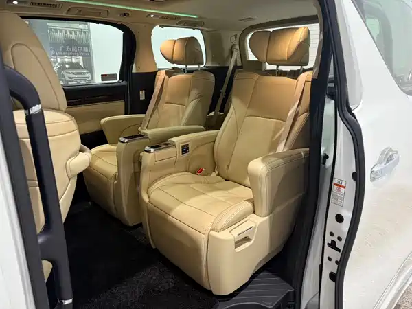 Toyota Alphard 2019