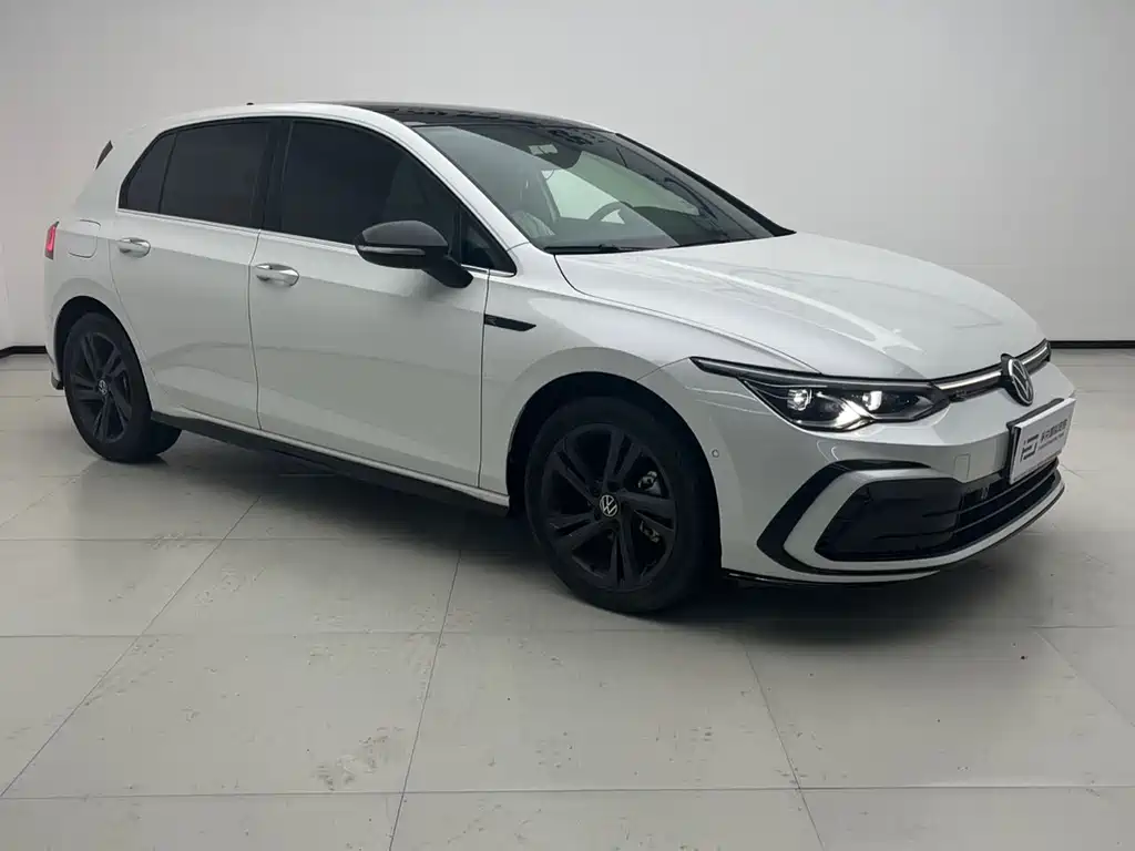 Volkswagen Golf 2023