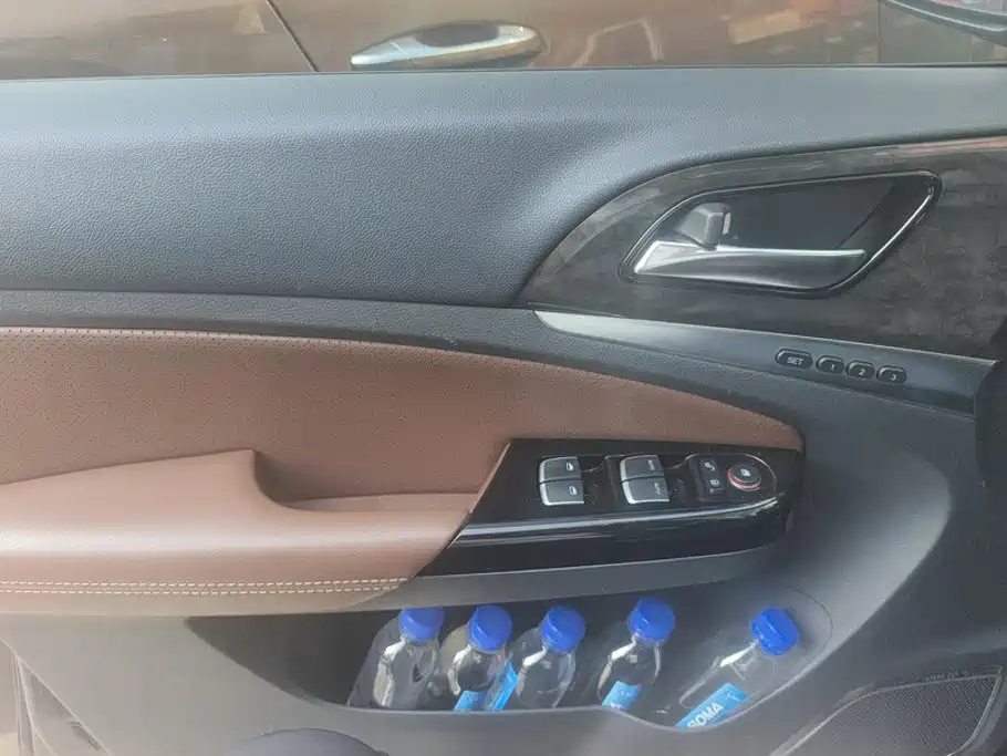 BYD Tang New Energy 2015