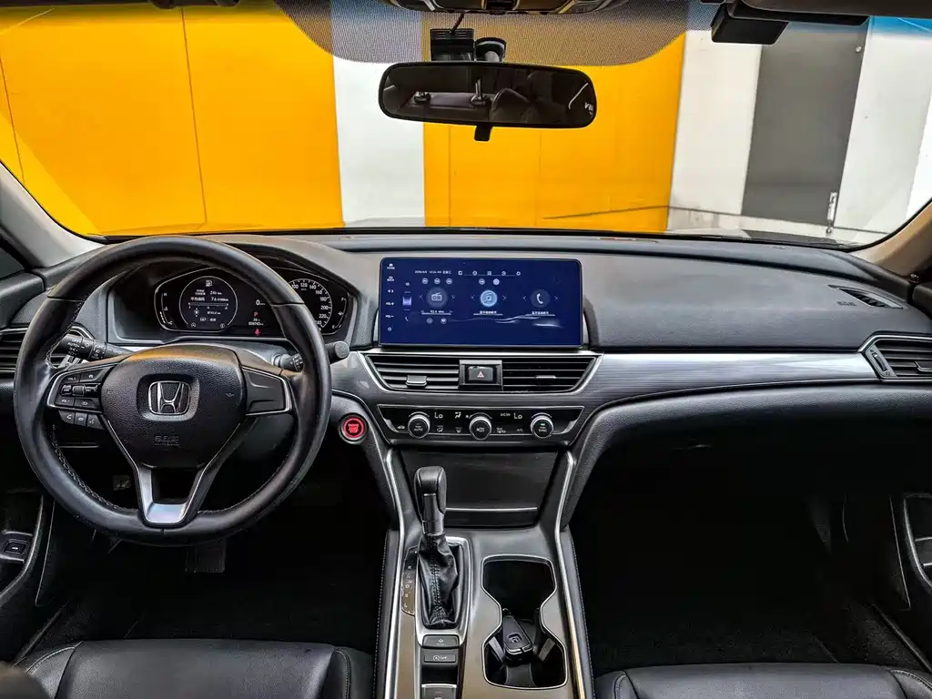 Honda Accord 2023 — фото 8