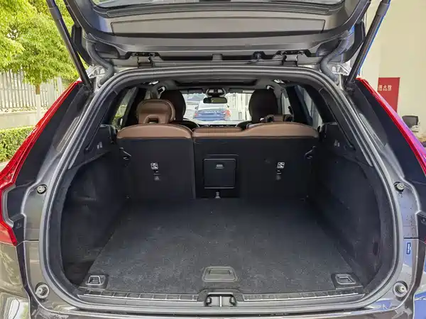 Volvo XC60 2023