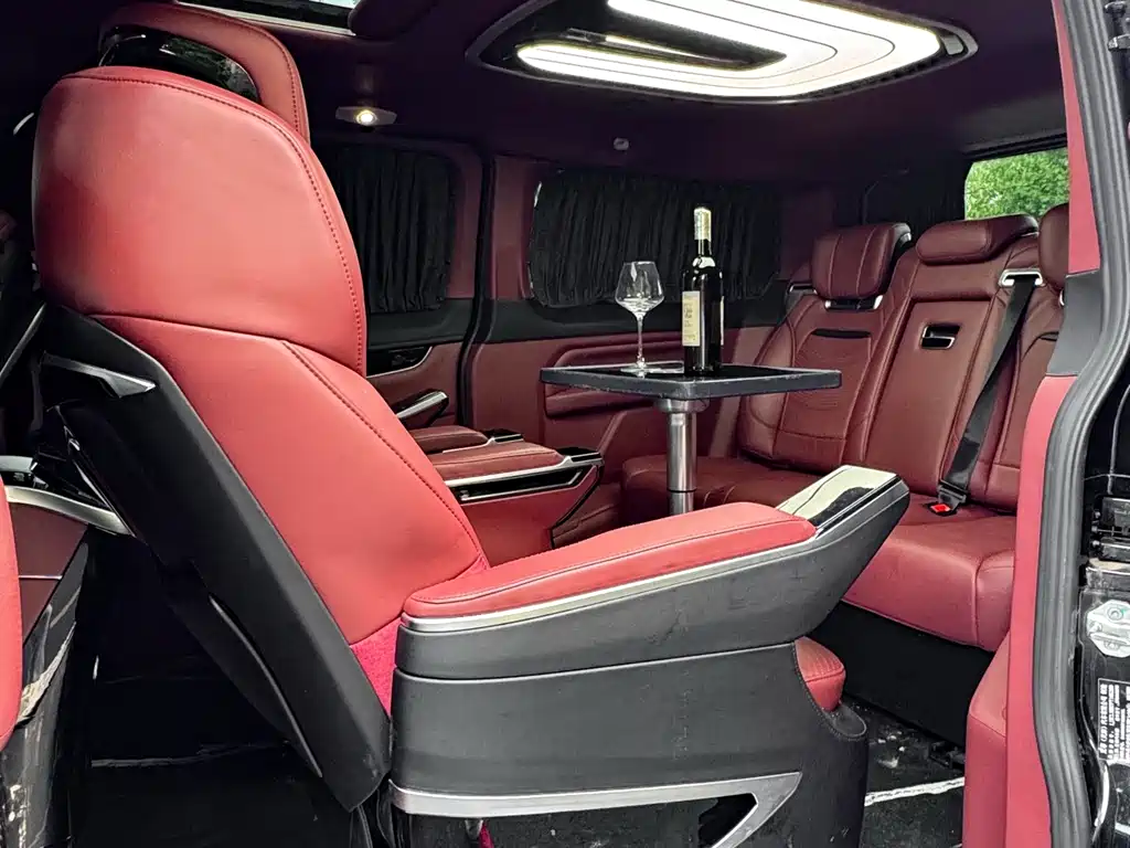 Ford Tourneo 2025 — фото 26