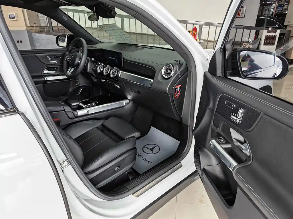 Mercedes-Benz GLB 2020