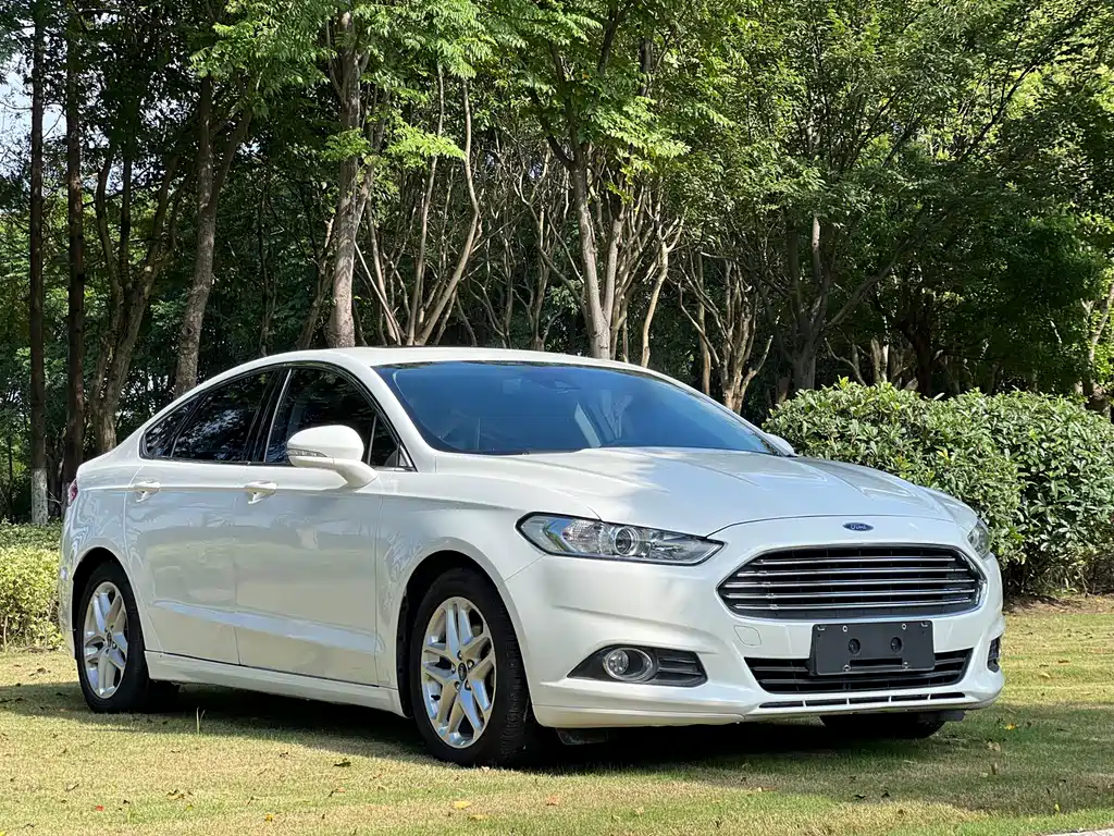 Ford Mondeo 2016 — фото 3