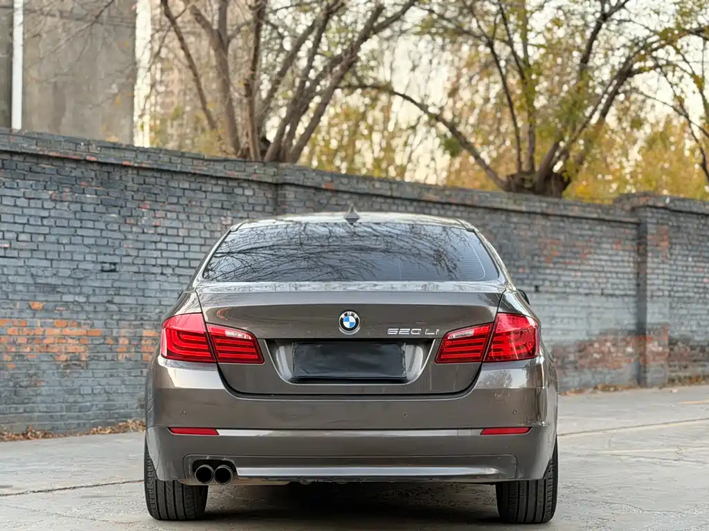 BMW 5 Series 2013 — фото 9
