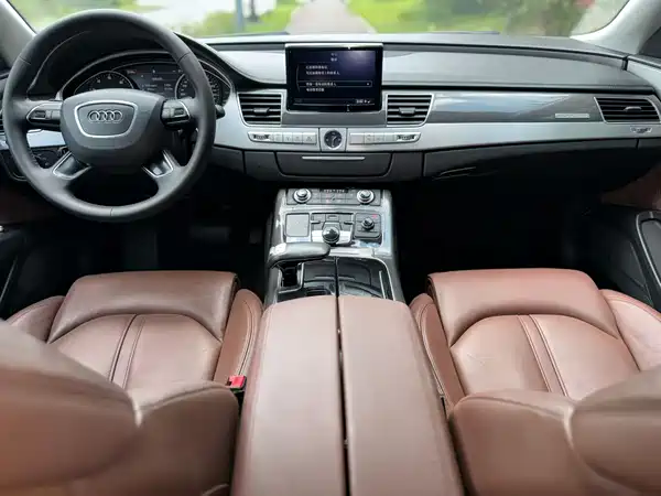 Audi A8 2013