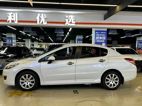 Peugeot 308 2014