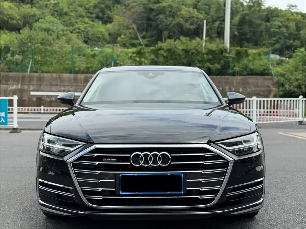 Audi A8 2020 — фото 2