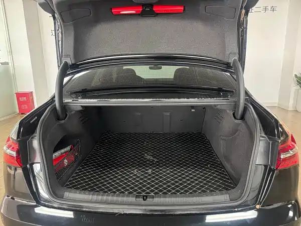Audi A6L 2023