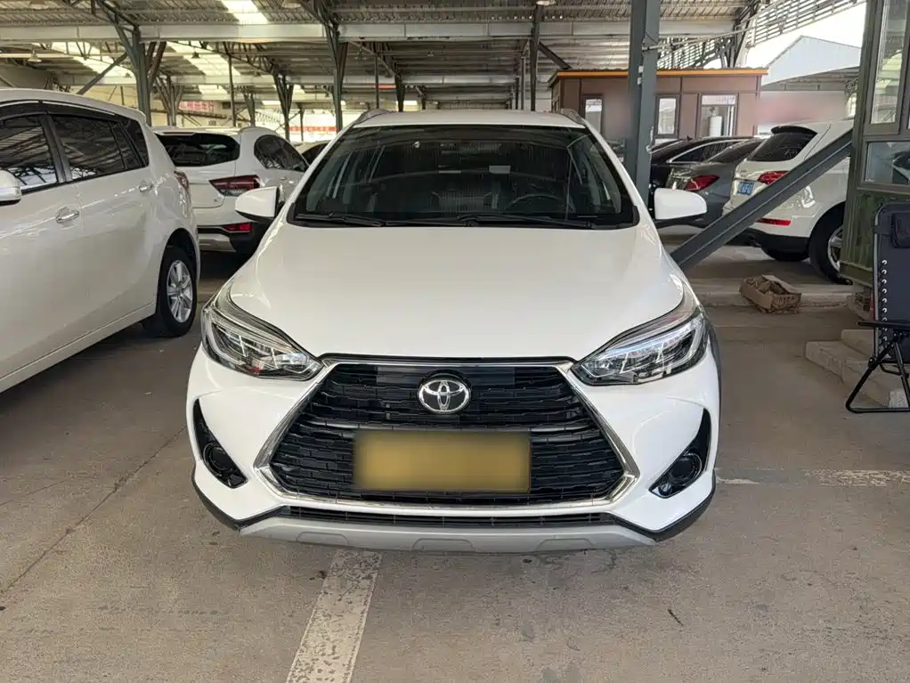 Toyota Yaris L 2021 — фото 25