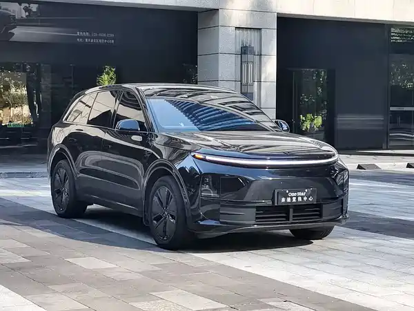Li Auto L6 2024