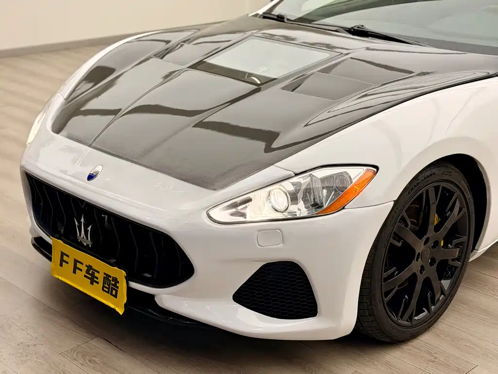 Maserati GranTurismo 2013 — фото 4