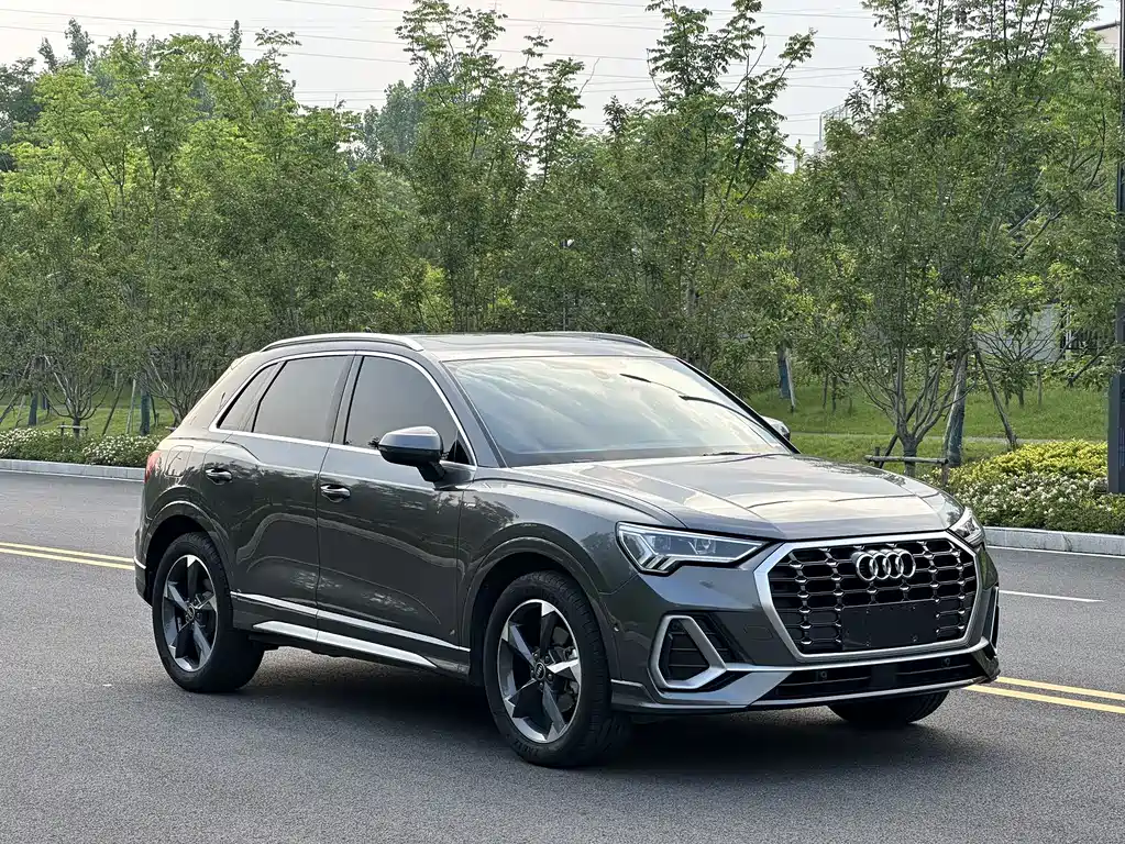 Audi Q3 2022 — фото 3