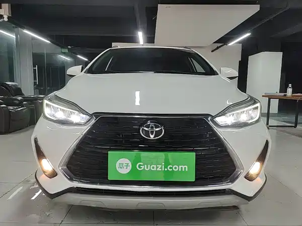 Toyota Yaris L 2021