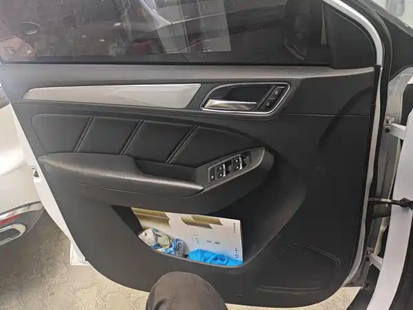 Roewe RX5 2018