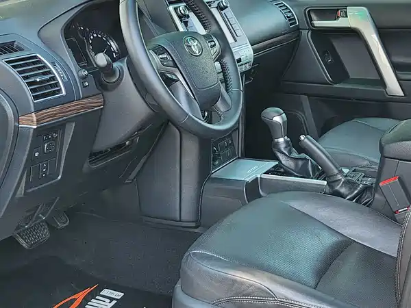 Toyota Prado 2018