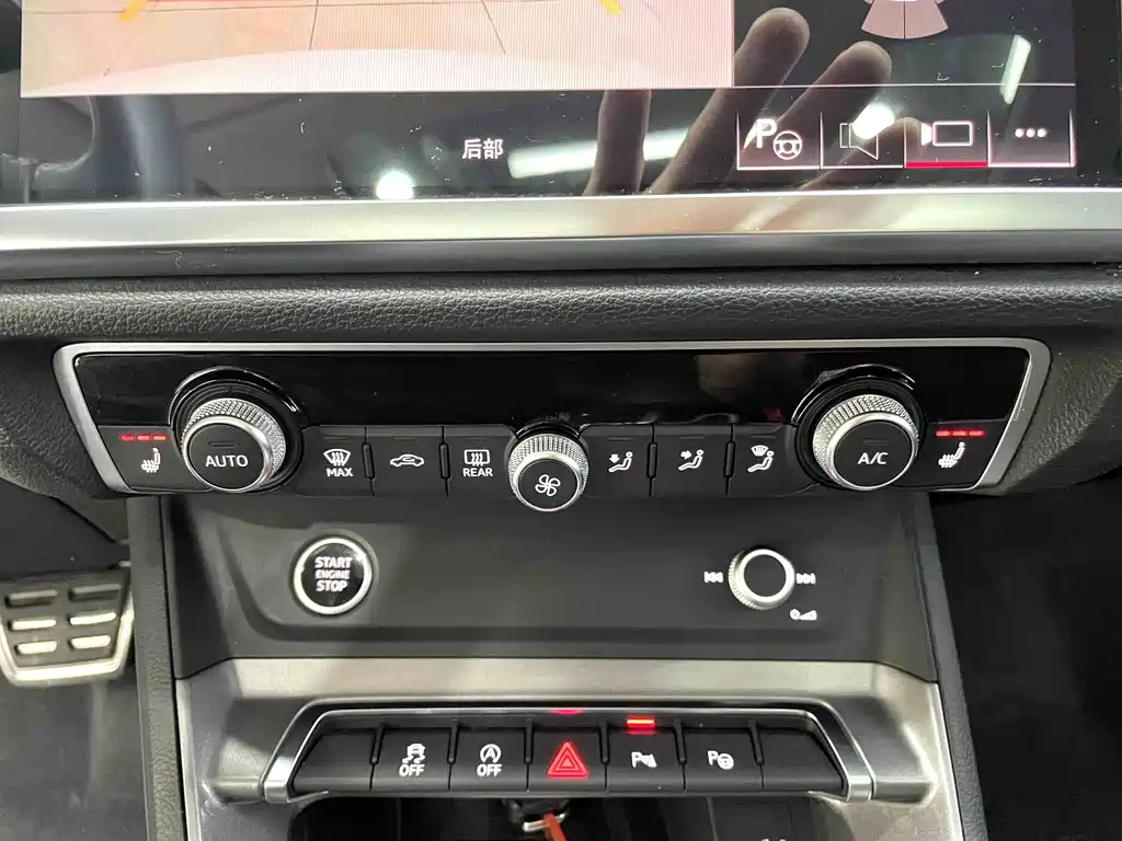 Audi Q3 2022 — фото 11