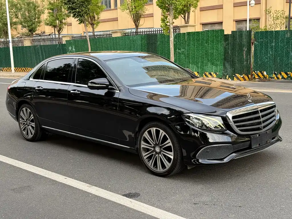 Mercedes-Benz E-Class 2016