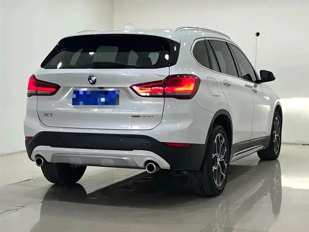 BMW X1 2022 — фото 11