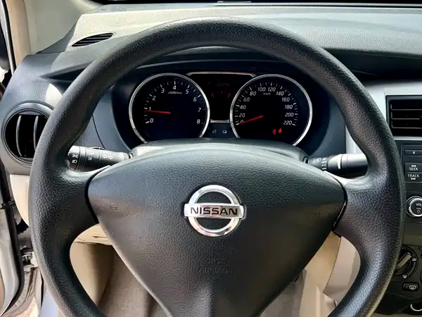 Nissan Livina 2017