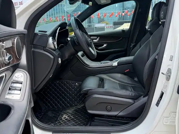 Mercedes-Benz GLC 2020