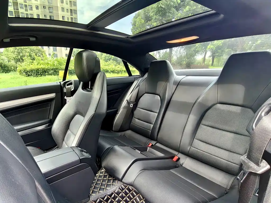 Mercedes-Benz E-Class 2015 — фото 12
