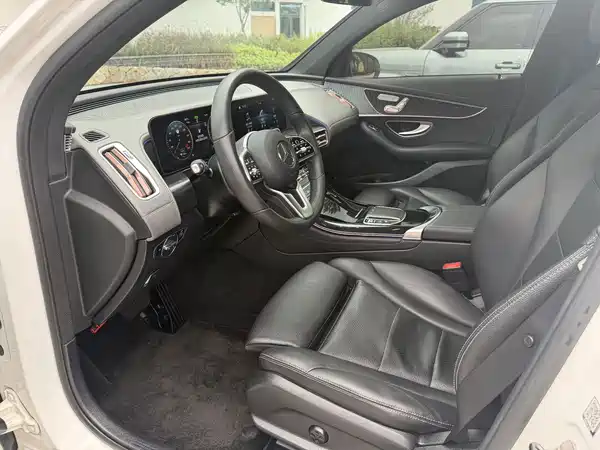 Mercedes-Benz EQC 2021