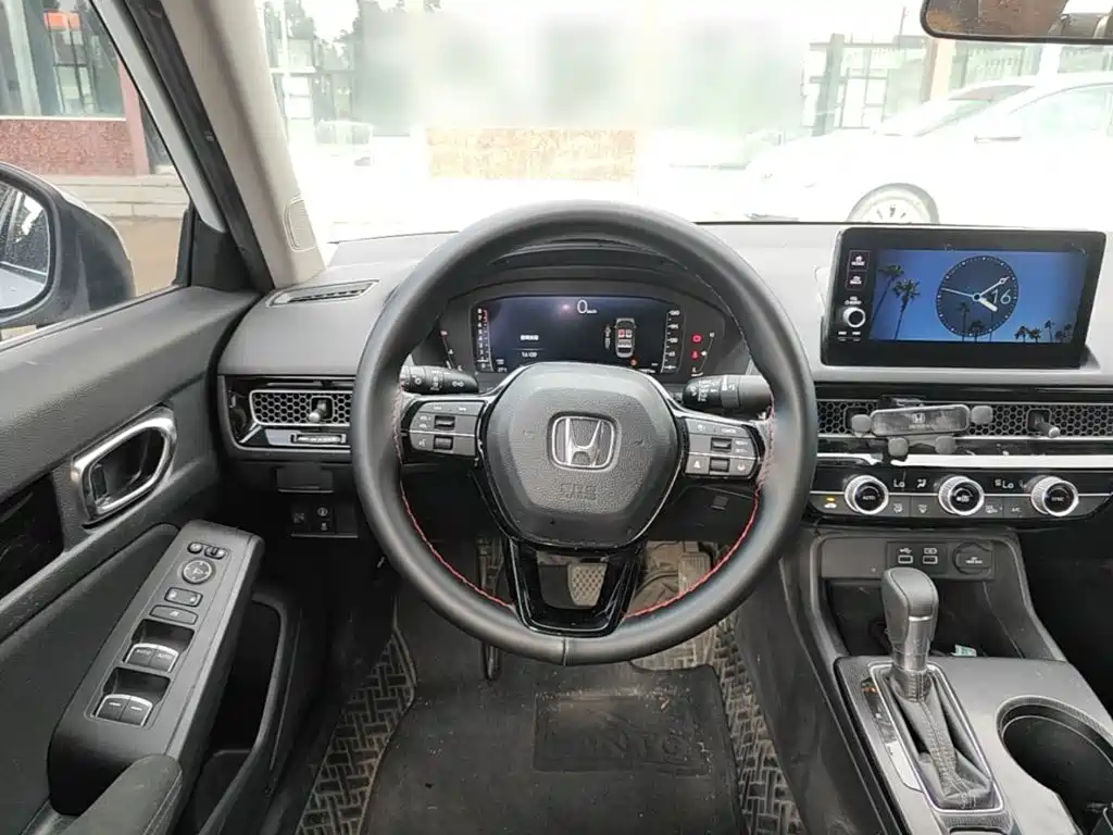 Honda Civic 2022 — фото 11