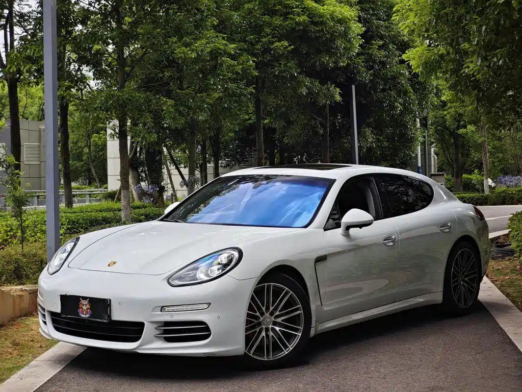 Porsche Panamera 2016