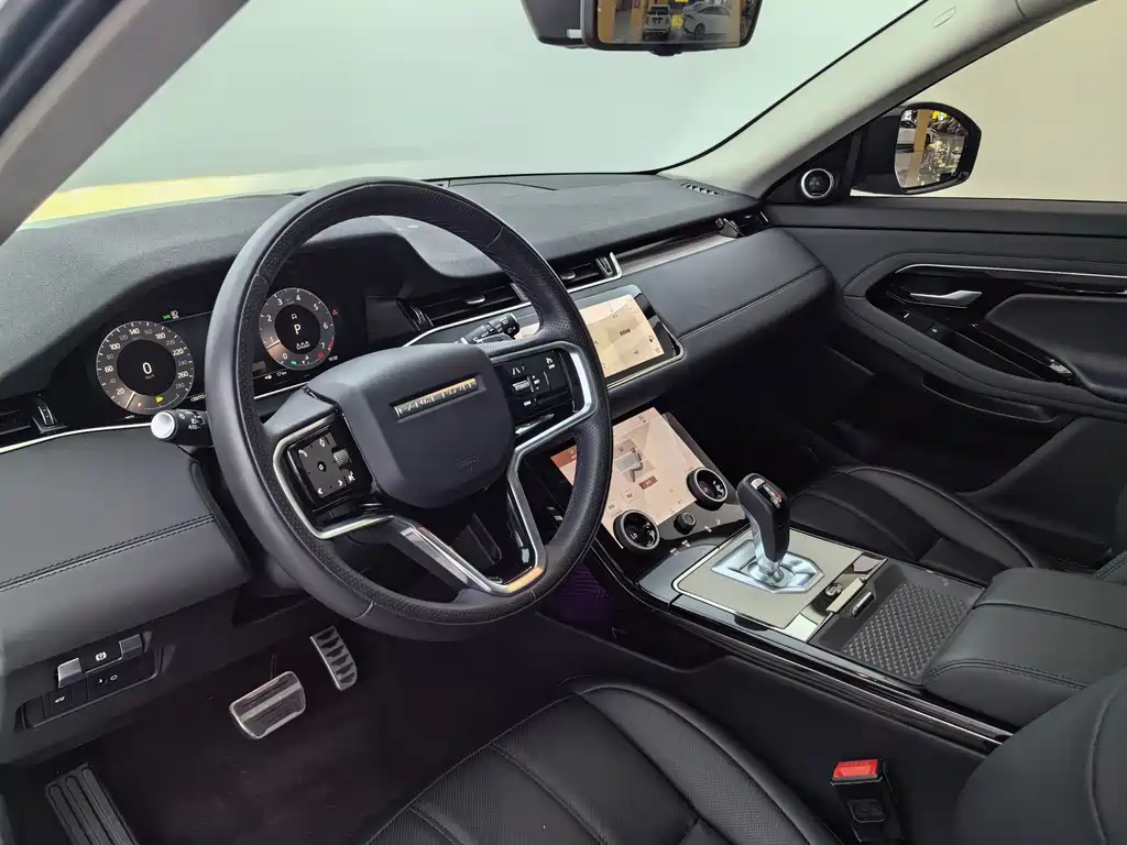 Land Rover Range Rover Evoque 2024 — фото 15