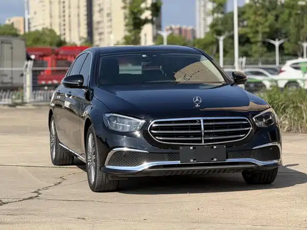 Mercedes-Benz E-Class 2021
