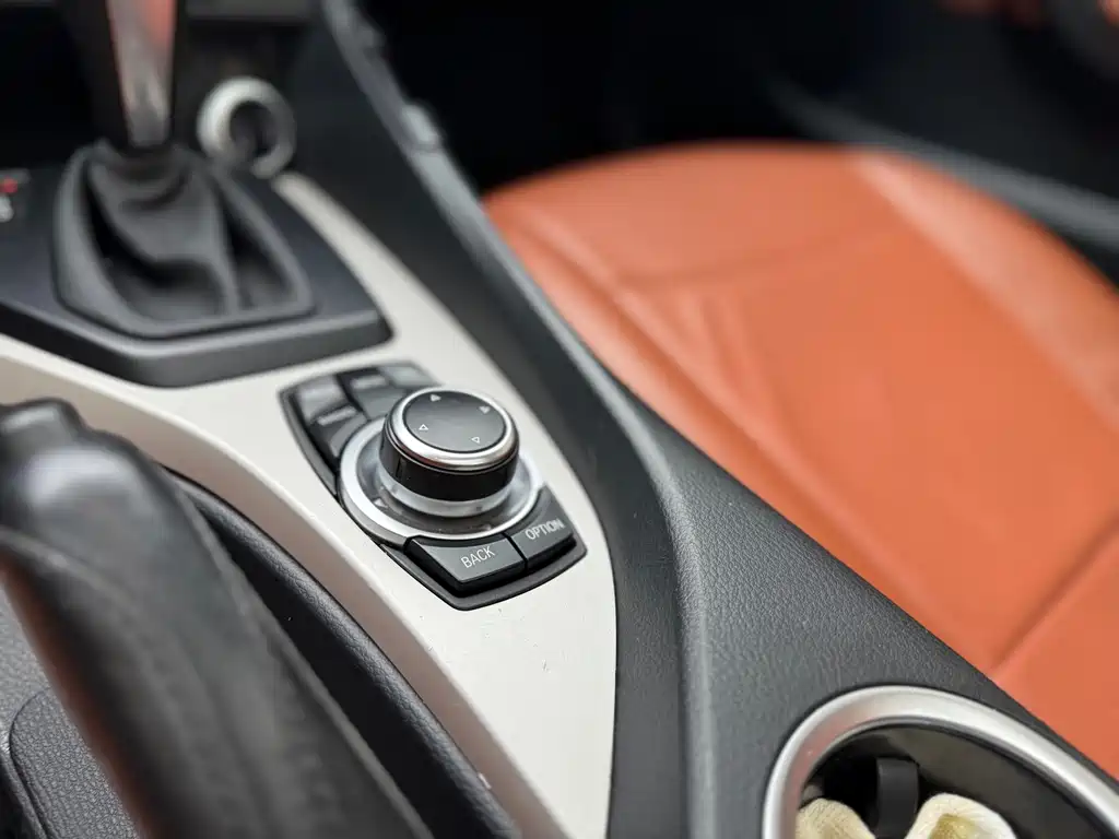 BMW X1 2013 — фото 14