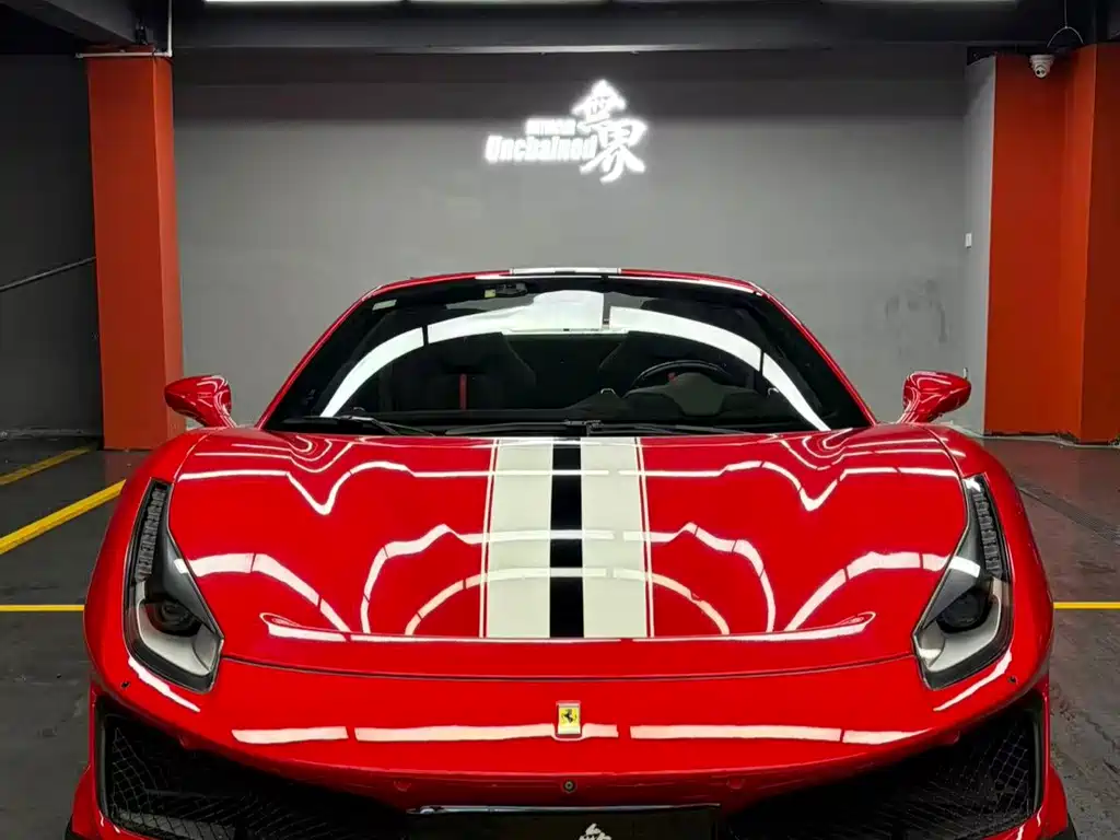 Ferrari 488 2020 — фото 1