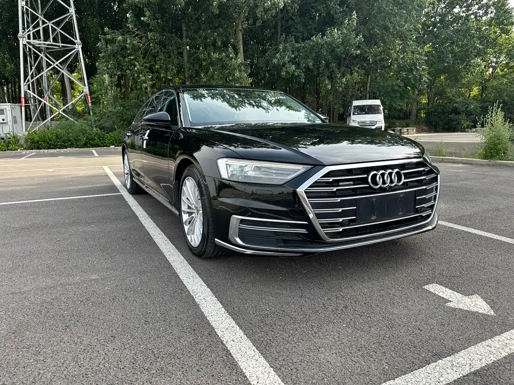 Audi A8 2019 — фото 3