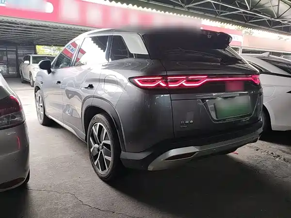 BYD Song L DM-i 2025